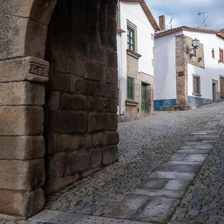 Portas Da Villa 米兰达·杜·杜罗 外观 照片